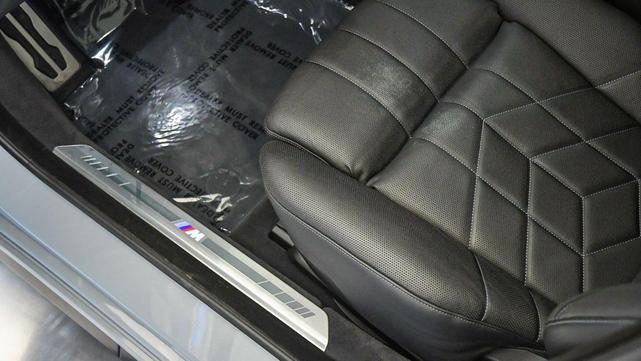 Photo of 2023 Brooklyn Grey Metallic BMW 740