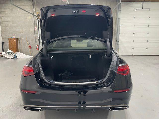 Photo of 2023 Black Mercedes-Benz S-Class