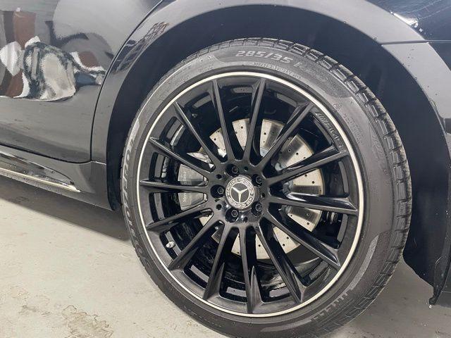 Photo of 2023 Black Mercedes-Benz S-Class