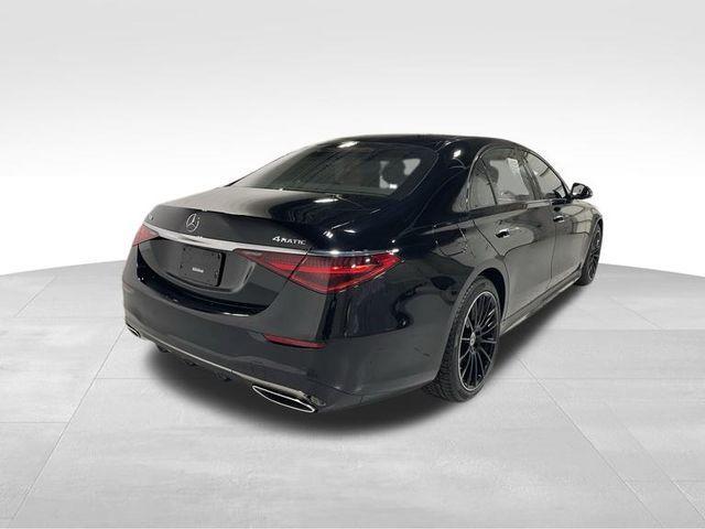 Photo of 2023 Black Mercedes-Benz S-Class