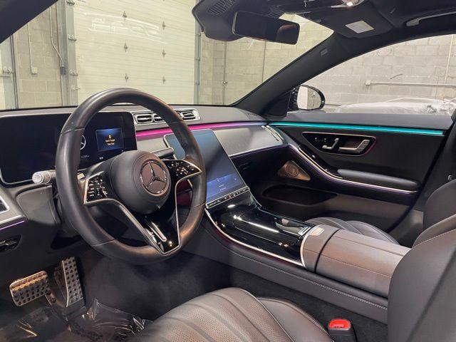 Photo of 2023 Black Mercedes-Benz S-Class