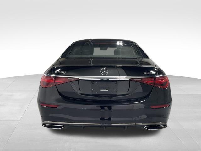 Photo of 2023 Black Mercedes-Benz S-Class