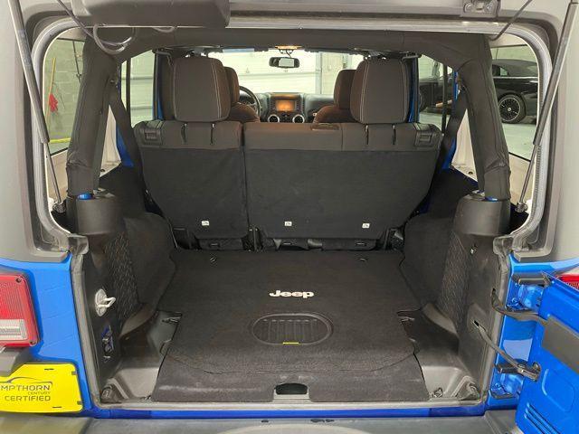 Photo of 2016 Hydro Blue Pearl Jeep Wrangler Unlimited
