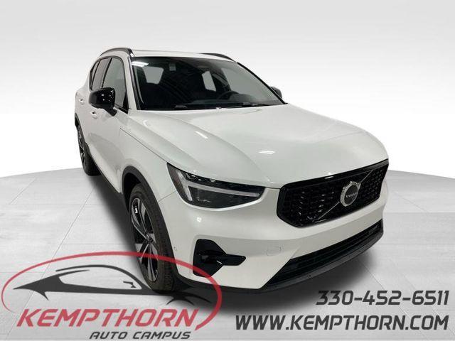 2025 Volvo XC40