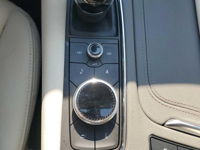 Photo of 2023 Stellar Black Metallic Cadillac XT6