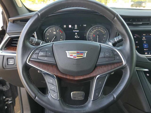 Photo of 2023 Stellar Black Metallic Cadillac XT5