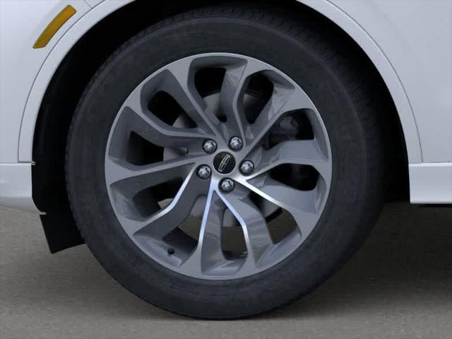 Photo of 2025 Pristine White Metallic Tri-Coat Lincoln Aviator