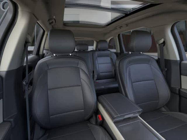 Photo of 2025 Red Carpet Metallic Tinted Clearcoat Lincoln Nautilus