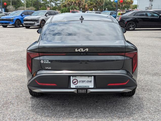 Photo of 2025 Interstellar Gray Kia K4