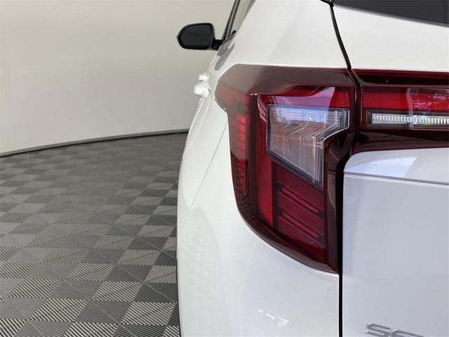 Photo of 2025 Snow White Pearl Kia Seltos