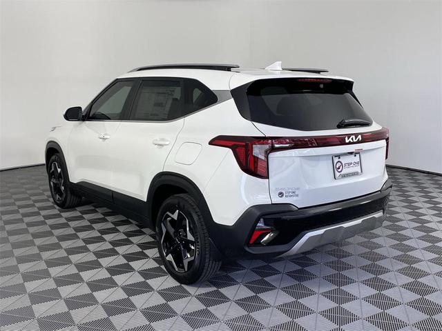 Photo of 2025 Snow White Pearl Kia Seltos