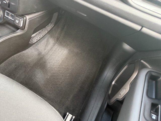 Photo of 2023 Alpine White Clearcoat Jeep Renegade
