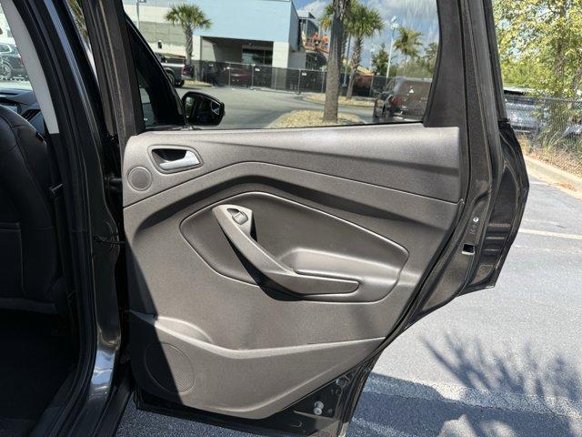 Photo of 2018 SELECT Ford Escape