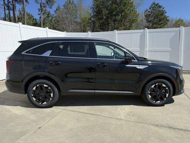 Photo of 2025 Ebony Black Kia Sorento