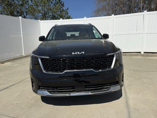 Photo of 2025 Ebony Black Kia Sorento