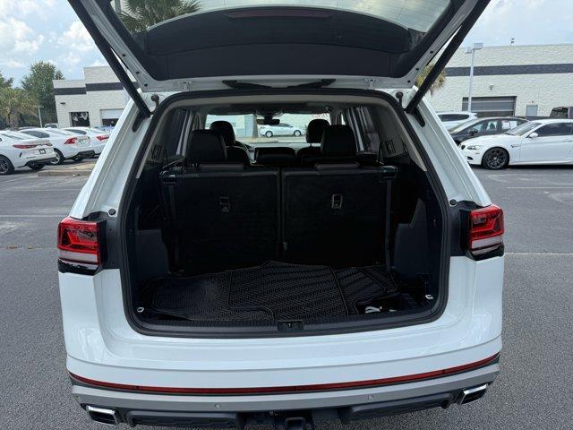 Photo of 2024 Pure White Volkswagen Atlas