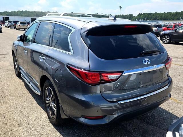 Photo of 2018 Gray INFINITI QX60