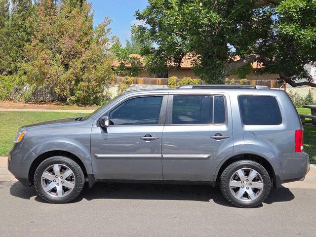 Photo of 2013 Polished Metal Metallic Honda Pilot