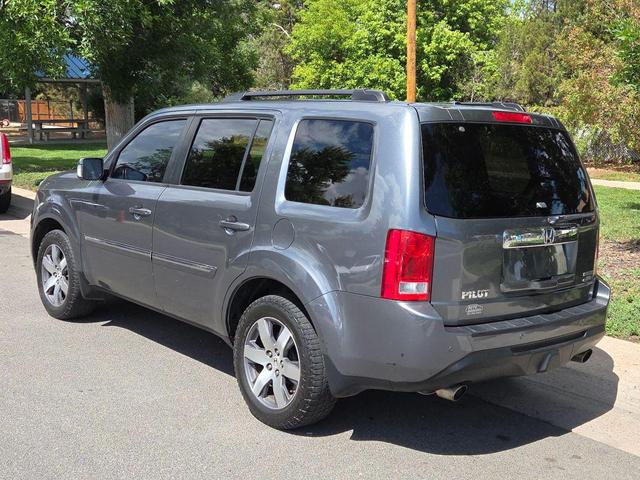 Photo of 2013 Polished Metal Metallic Honda Pilot