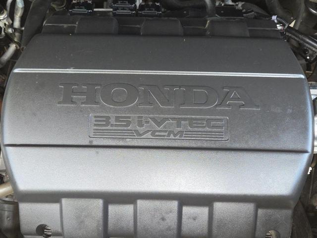 Photo of 2013 Polished Metal Metallic Honda Pilot