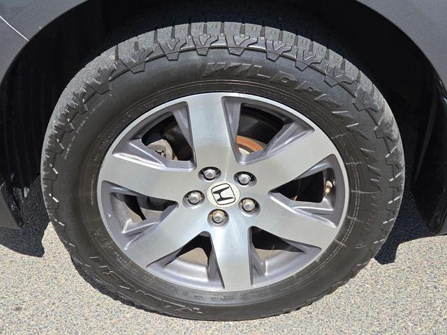 Photo of 2013 Polished Metal Metallic Honda Pilot