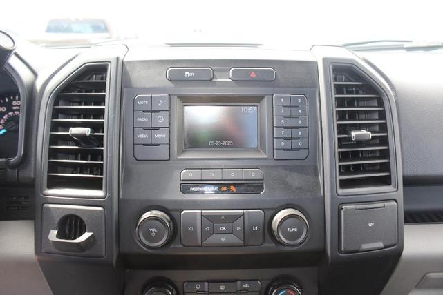 Photo of 2015 Green Gem Metallic Ford F-150
