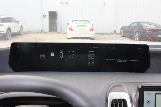 Photo of 2025 Glacier Gray Metallic Ford Expedition Max