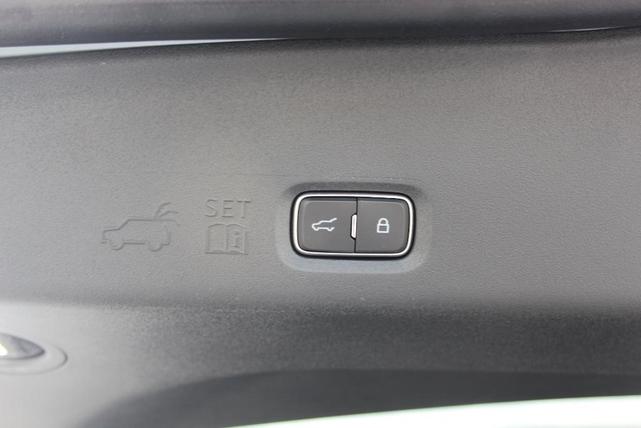 Photo of 2025 Glacier Gray Metallic Ford Expedition Max