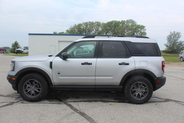 Photo of 2023 Iconic Silver Metallic Ford Bronco Sport
