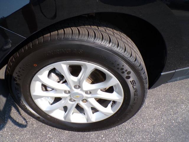 Photo of 2019 Mosaic Black Metallic Chevrolet Equinox