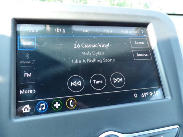 Photo of 2019 Mosaic Black Metallic Chevrolet Equinox