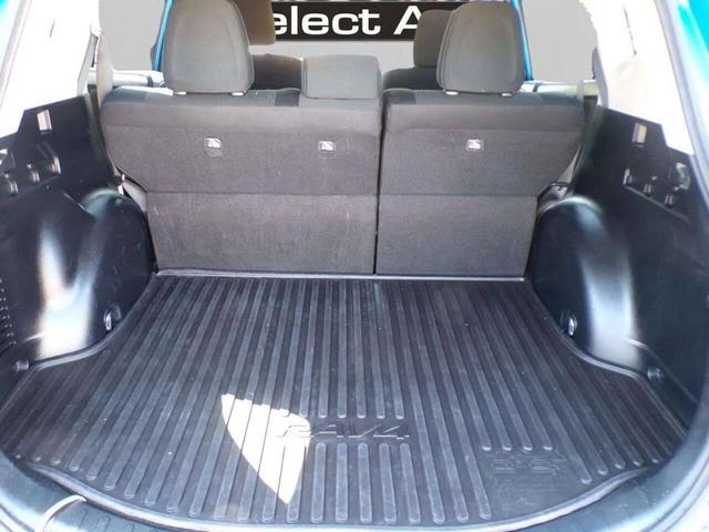 Photo of 2018 Electric Storm Blue Toyota RAV4