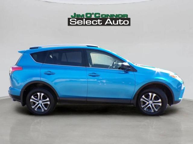 Photo of 2018 Electric Storm Blue Toyota RAV4