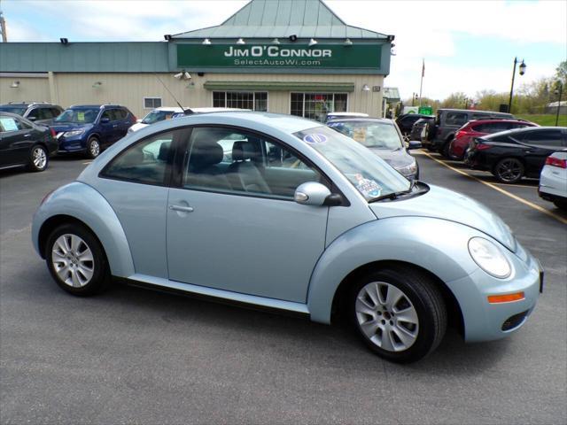 2010 Volkswagen New Beetle