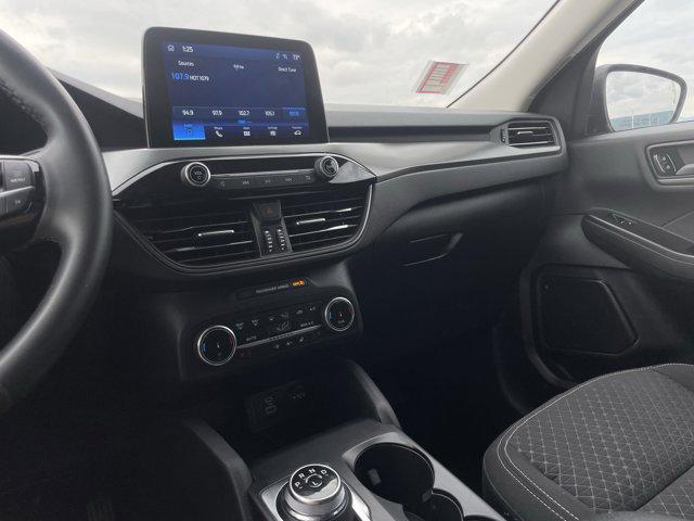 Photo of 2023 Rapid Red Metallic Tinted Clearcoat Ford Escape