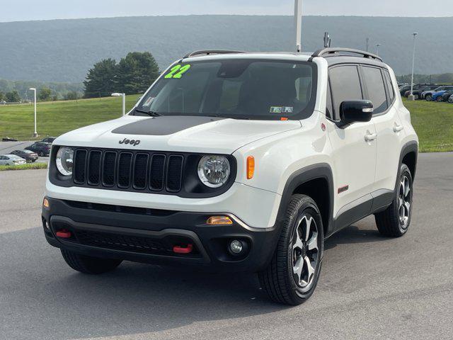 Photo of 2022 Alpine White Clearcoat Jeep Renegade