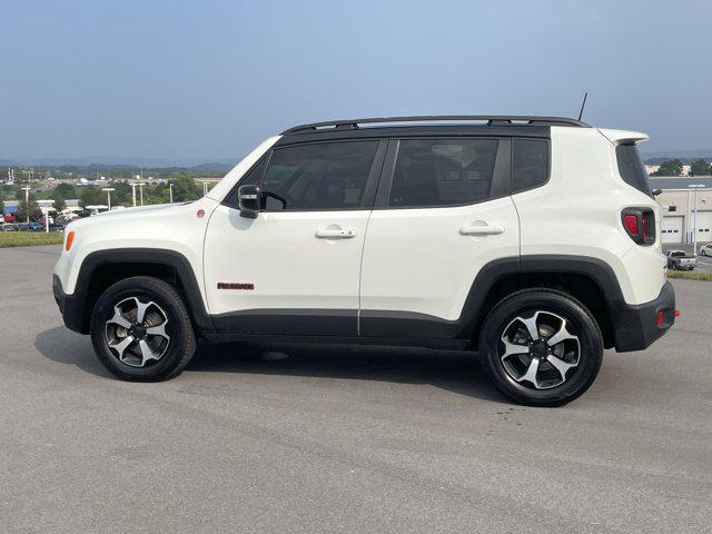 Photo of 2022 Alpine White Clearcoat Jeep Renegade