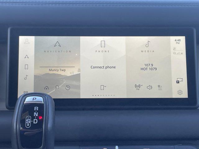 Photo of 2024 Fuji White Land Rover Defender