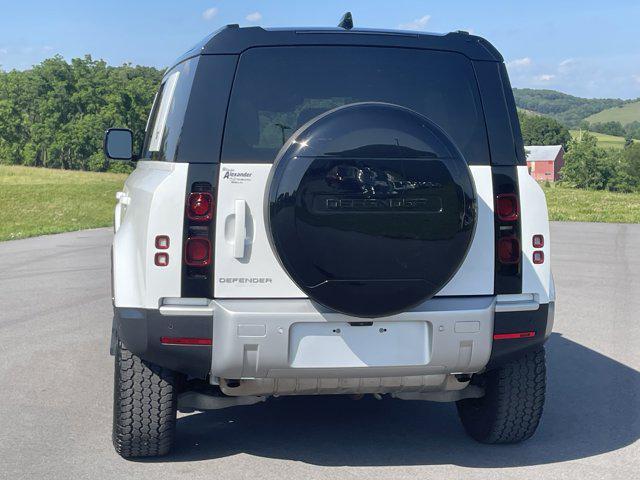 Photo of 2024 Fuji White Land Rover Defender