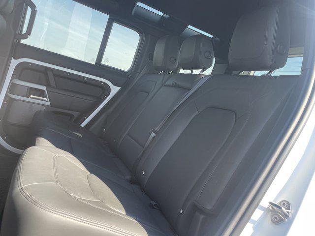 Photo of 2024 Fuji White Land Rover Defender