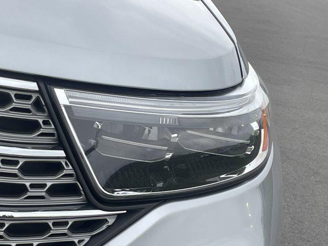 Photo of 2023 Silver Metallic Ford Explorer