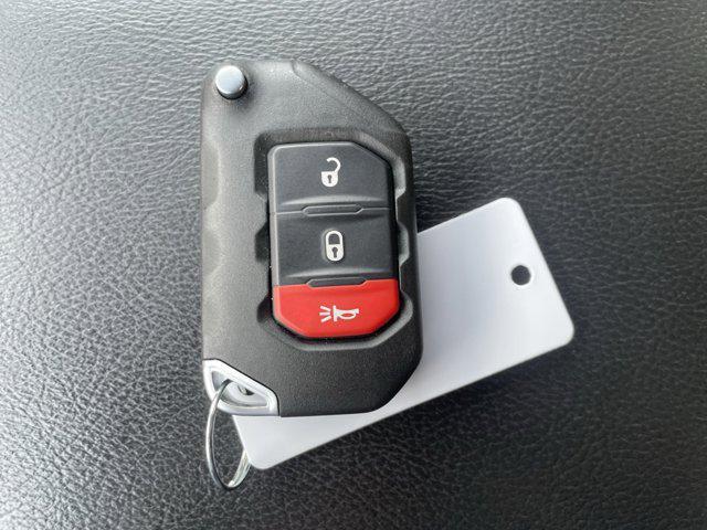 Photo of 2019 Granite Crystal Metallic Clearcoat Jeep Wrangler Unlimited