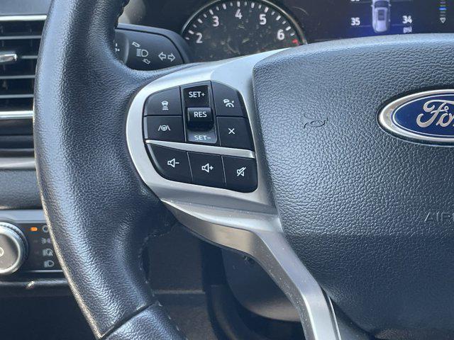 Photo of 2022 Star White Metallic Tri-Coat Ford Explorer