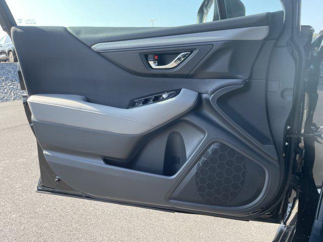 Photo of 2025 Crystal Black Silica Subaru Outback