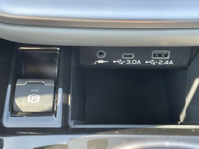 Photo of 2025 Crystal Black Silica Subaru Outback