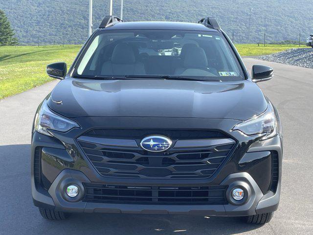 Photo of 2025 Crystal Black Silica Subaru Outback
