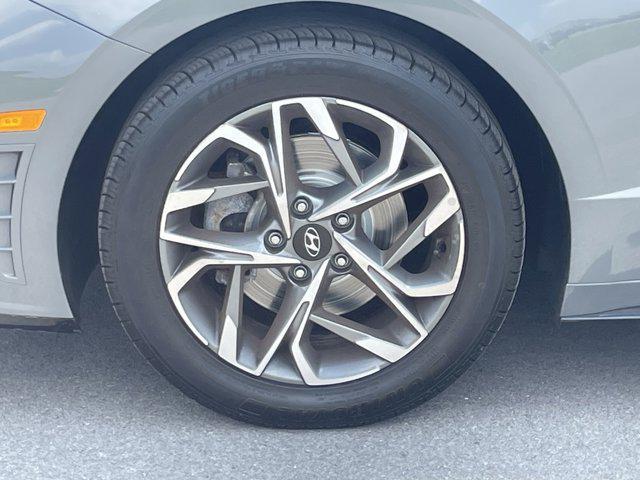 Photo of 2023 Hampton Gray Hyundai SONATA