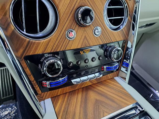 Photo of 2020 Arctic White Rolls-Royce Cullinan