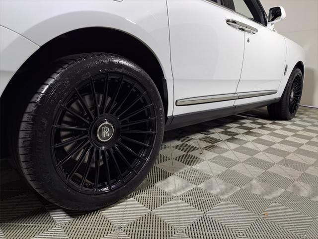 Photo of 2020 Arctic White Rolls-Royce Cullinan