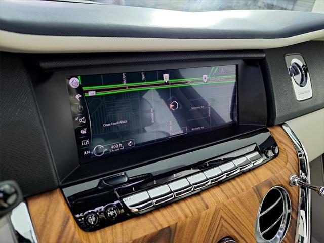 Photo of 2020 Arctic White Rolls-Royce Cullinan